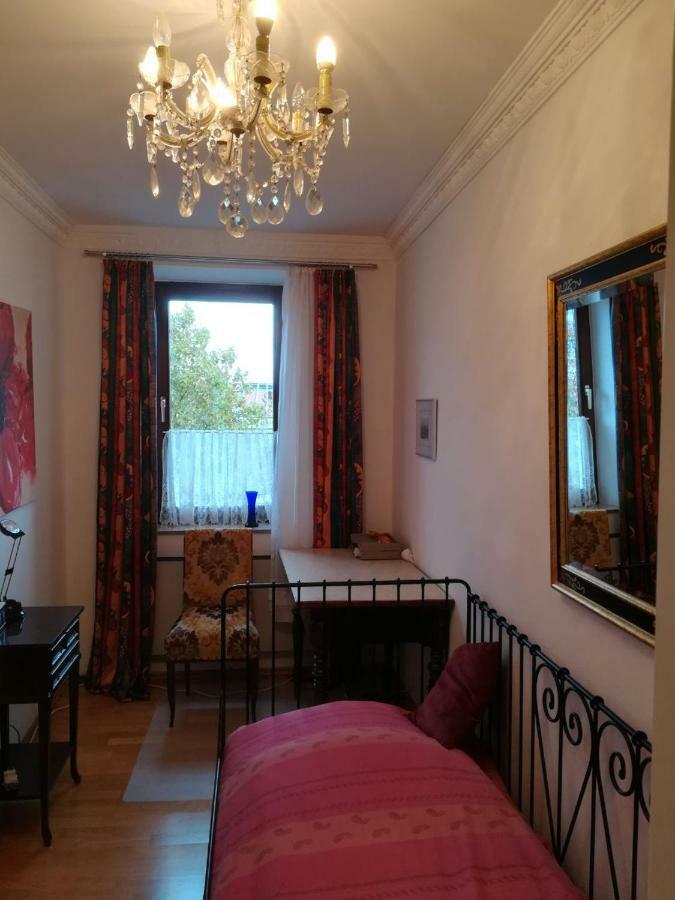 Fewo Am Rathausplatz Apartment Ерланген Екстериор снимка